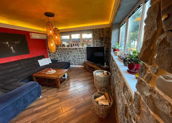 Ostravice Apartment *